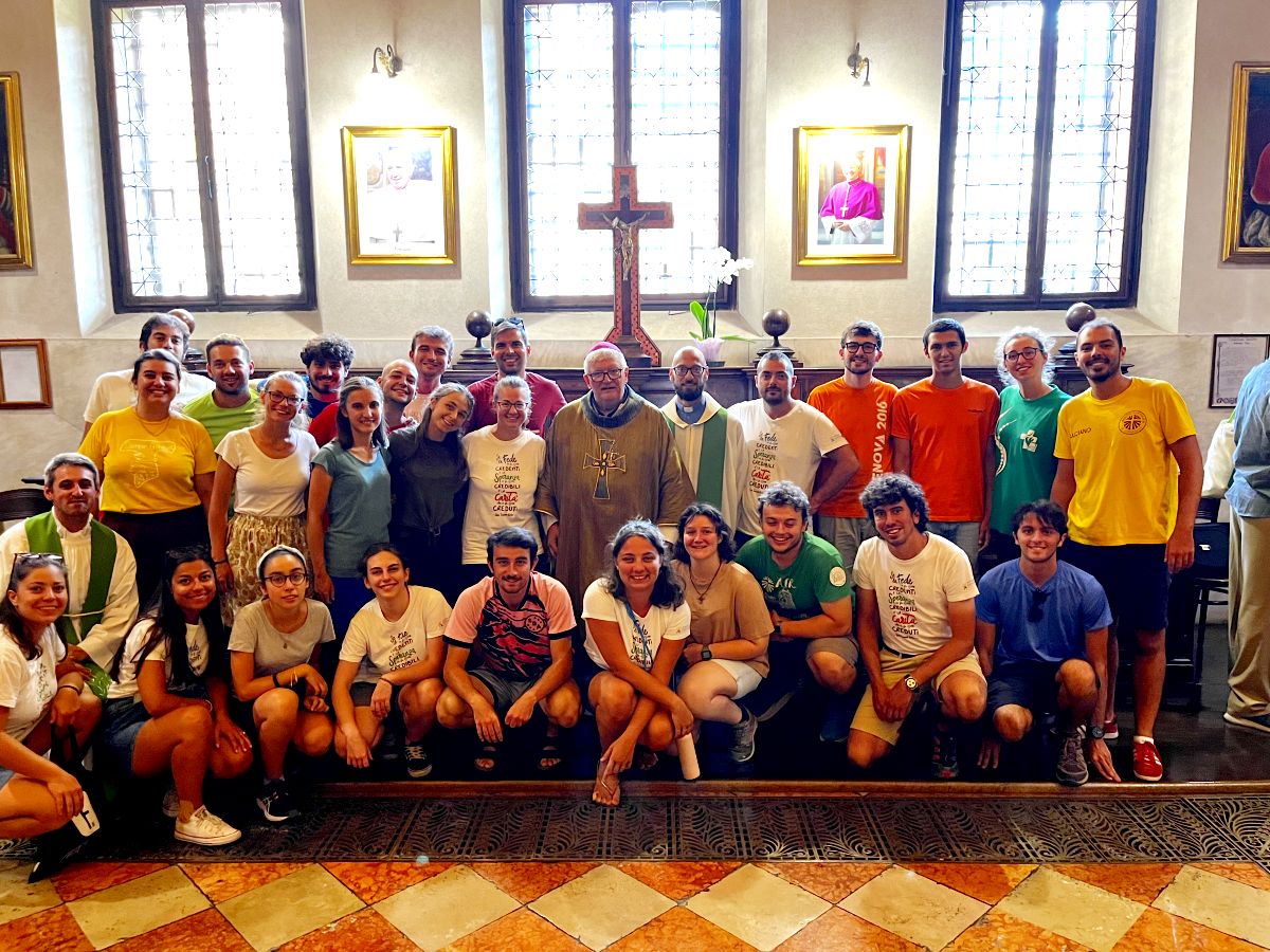Foto di gruppo del campo dei Giovani a Padova